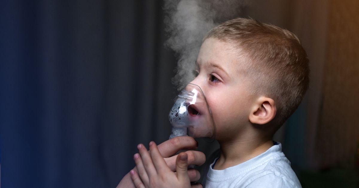 How should a child with bronchiolitis be cared for?